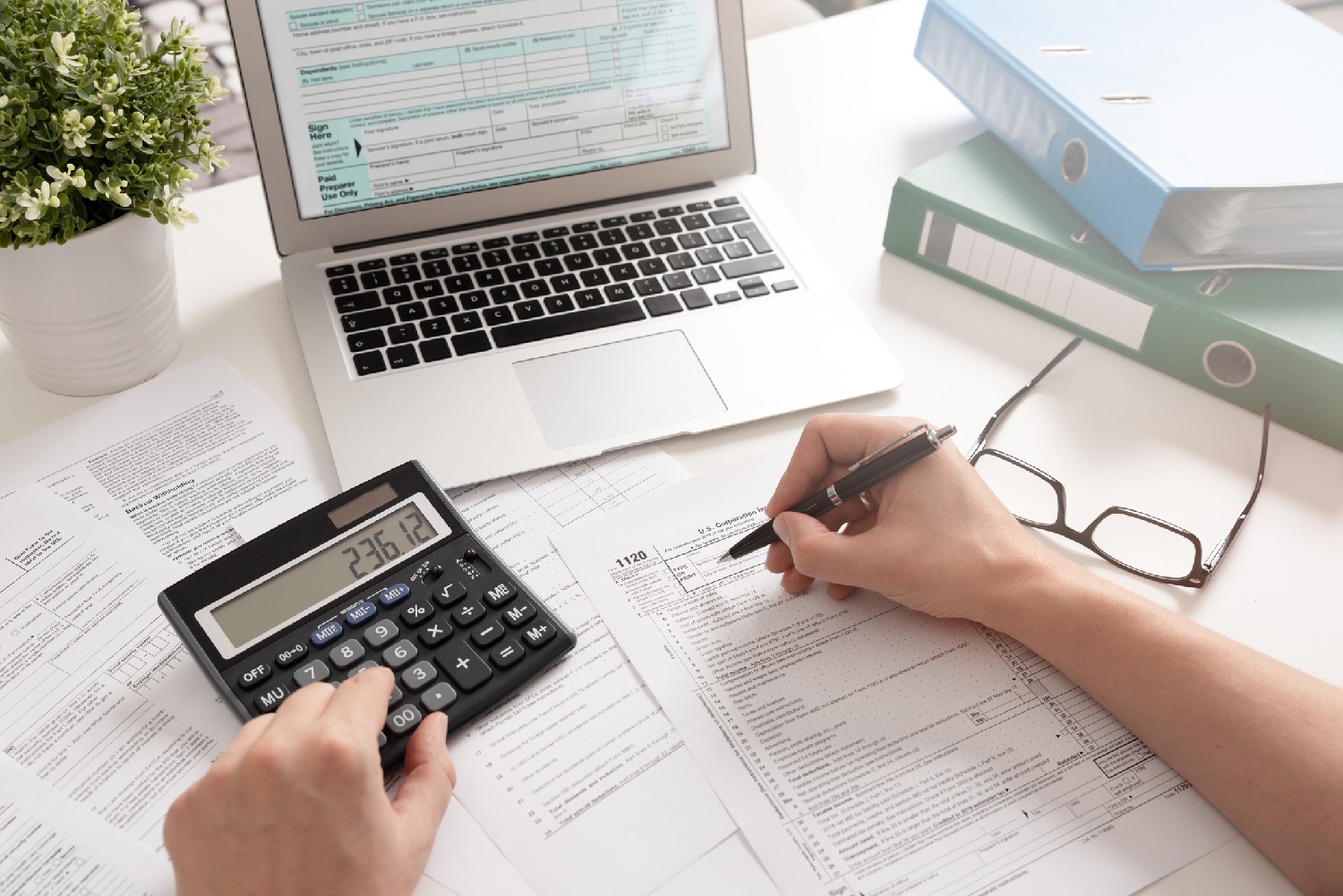 Five Major Reasons To Have A Personal Tax Accountant